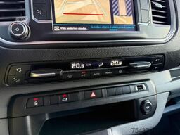 Peugeot EXPERT L2H1 2.0 120 EAT 8