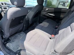 FORD Galaxy Titanium 103 kW 7 Sitzer *2010*