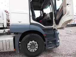 MERCEDES-BENZ Actros 1840