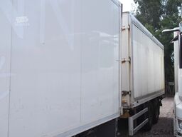 IVECO S-Way 460 Durchladezug LNG
