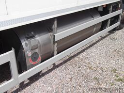IVECO S-Way 460 Durchladezug LNG