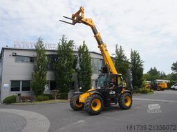 JCB 535-95 / 3.5 T / range 9.5 m / joystick
