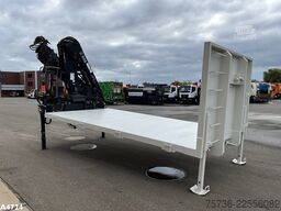 Laadplateau met Hiab 14 Tonmeter laadkraan 