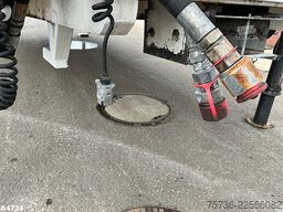 Laadplateau met Hiab 14 Tonmeter laadkraan 
