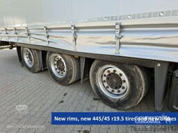 Schmitz Cargobull Curtainsider Mega