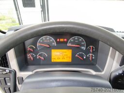 Volvo FL 240 + 12t + euro 5 + lift