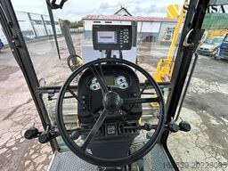 NEW HOLLAND F156.6 A/6x6/Trimble EM 400/5 Z. Heckaufreiser