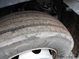 VOLVO FL 240 EEV Pritsche + Plane Ladebordwand