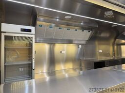 ESSELMANN Delistar Foodtruck 6000 ähn. Airstream