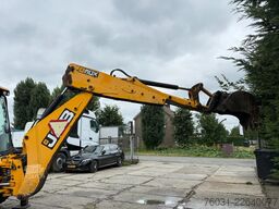 JCB 3CX 4X4 Backhoe Loader 4 in 1 Hammerline