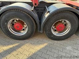 MERCEDES-BENZ Actros 2660 6x4 Holztransport mit Kran Penz 10Z8