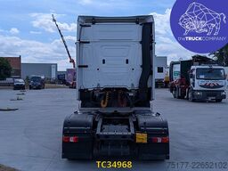 Mercedes-Benz Actros 1848