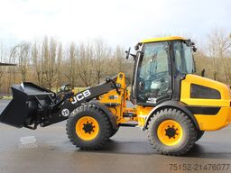 JCB Radlader 409 inkl. Schaufel + Gabel