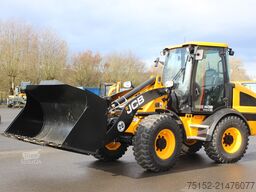 JCB Radlader 409 inkl. Schaufel + Gabel