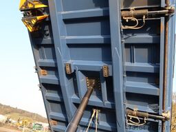 Mercedes-Benz Arocs 2651 K