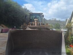 VOLVO L 220 G