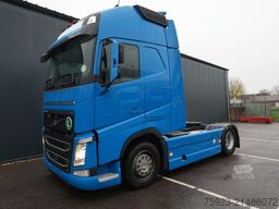 Volvo FH 480 LNG Globetrotter tractor unit