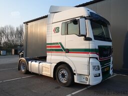 MAN TGX 18.420 tractor unit 568.600KM