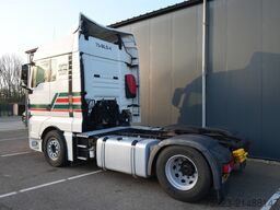 MAN TGX 18.420 tractor unit 568.600KM