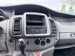OPEL Vivaro 2,5 CDTI 107 kW 6 Sitzer Kasten DOKA AHK