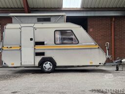 KIP Kompakt KK 400 EK Wohnwagen Hubdach Küche