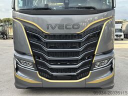 Iveco S-WAY 500