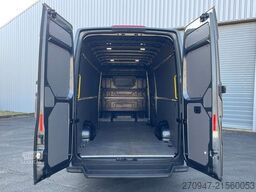 MAN TGE 3.180 L5H3 Kasten LED DAB NAVI MFL SITZHZ