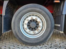 KRONE SD / Liftachse / EDSCHA