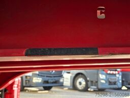 KRONE SD / Liftachse / EDSCHA