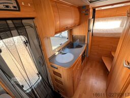 ADRIA 687 SP - Festbett - Automatik - Klima - AHK -