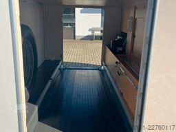 ADRIA 687 SP - Festbett - Automatik - Klima - AHK -