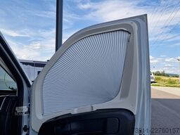 PÖSSL Summit 600 Plus Automat Markise Solar Navi AHK