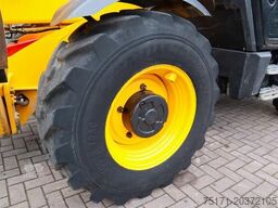 JCB 540-140 HI VIZ Diesel Stage V, 4x4x4 Drive, 13.8m