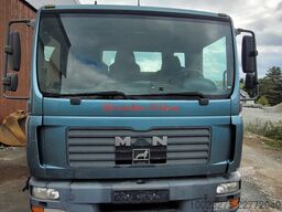 MAN TGL 8.210