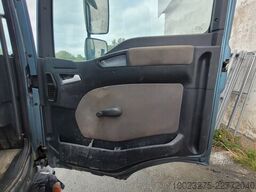 MAN TGL 8.210