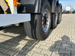 Van Hool 20FT/30FT ADR CHASSIS / empty weight: 3.500kg /...