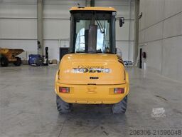 VOLVO L30B + Fork