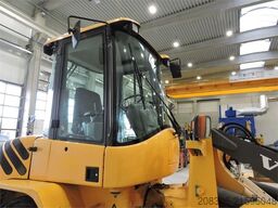 VOLVO L30B + Fork