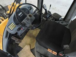 VOLVO L30B + Fork