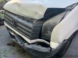 VOLKSWAGEN Crafter Kasten 30 mittel L2H2 Hochdach