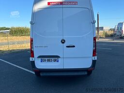 Mercedes-Benz Esprinter
