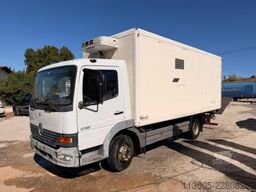 Mercedes-Benz 815