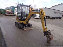 CATERPILLAR 301.7D SW + Schaufel