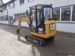 CATERPILLAR 301.7D SW + Schaufel
