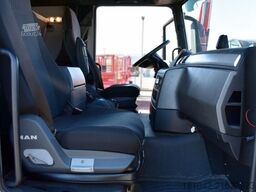 MAN TGS 26.400 mit Ladekran