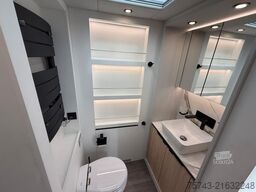 SCANIA S500  STX MOTORHOME GARAGE