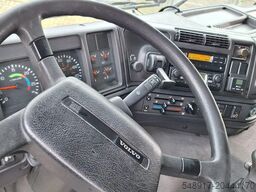Volvo FM7 6x2   Koffer 3x vorhanden