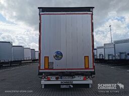 Schmitz Cargobull Curtainsider Mega Getränke