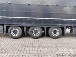 Schmitz Cargobull Curtainsider Mega Getränke