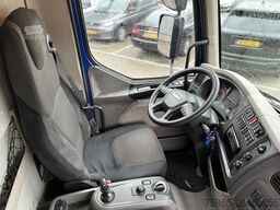 DAF LF 210 FA / 12 Ton / 471 dkm / Curtainside / Lo...
